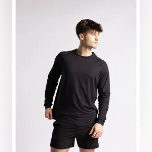 P’tula Men’s Casual Long Sleeve Athletic Shirt Tee Sz M Black Athleisure Classic